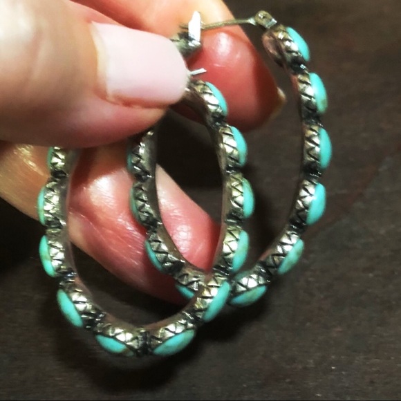 Lucky Brand Turquoise Stone Oval Hoops  Earrings - Picture 3 of 3